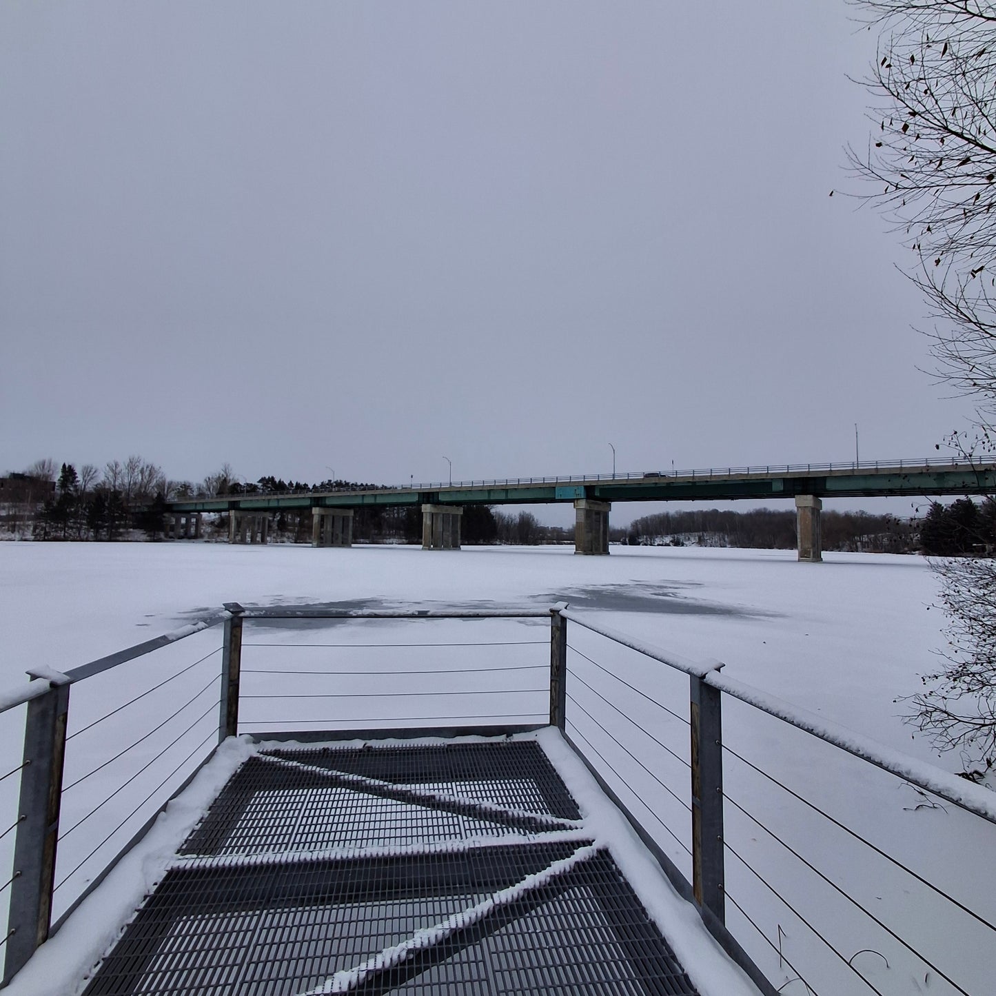 2025-12-07 (Vue T1)