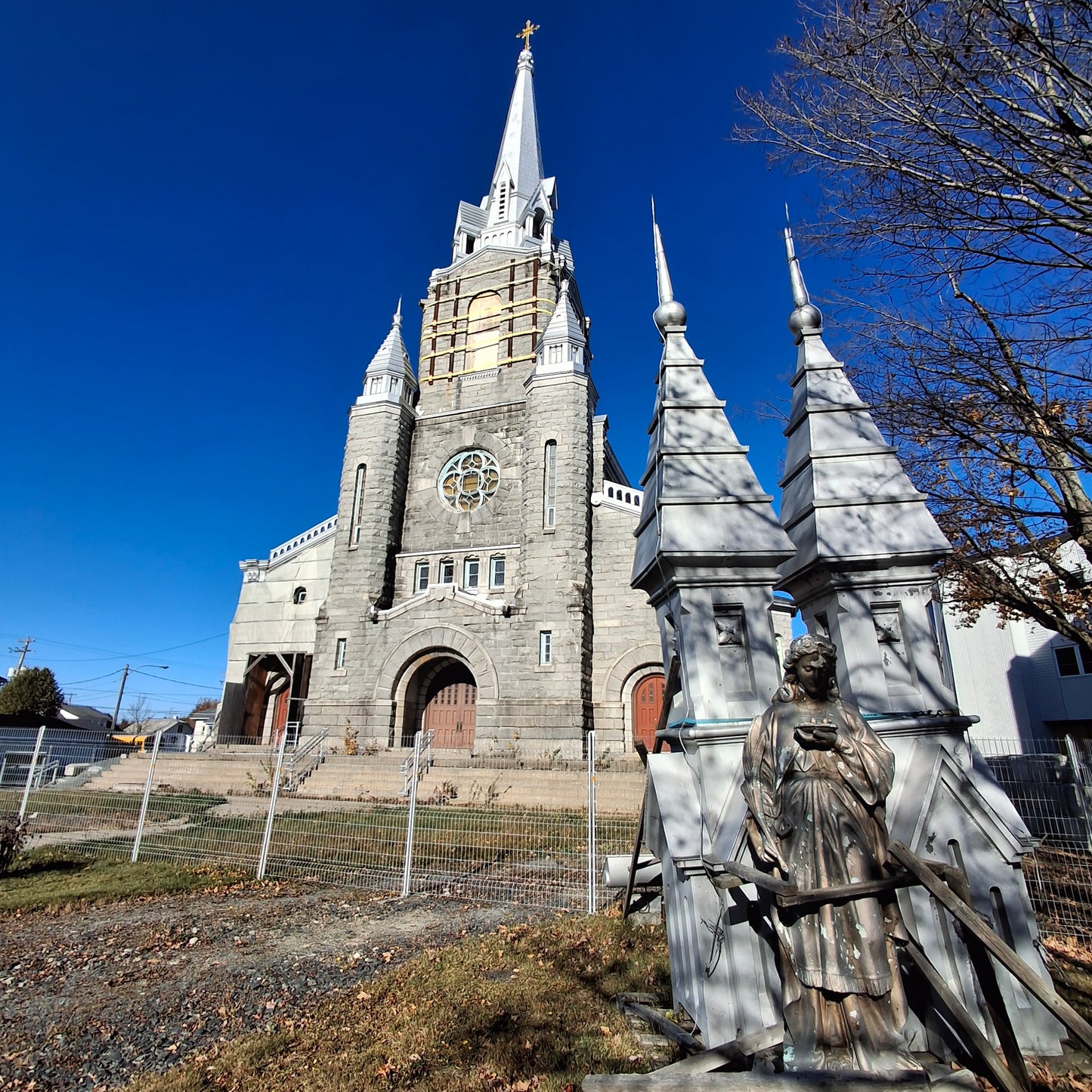 Saint Lucy Church of Disraeli